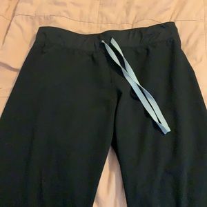 Black Figs Scrub Pant